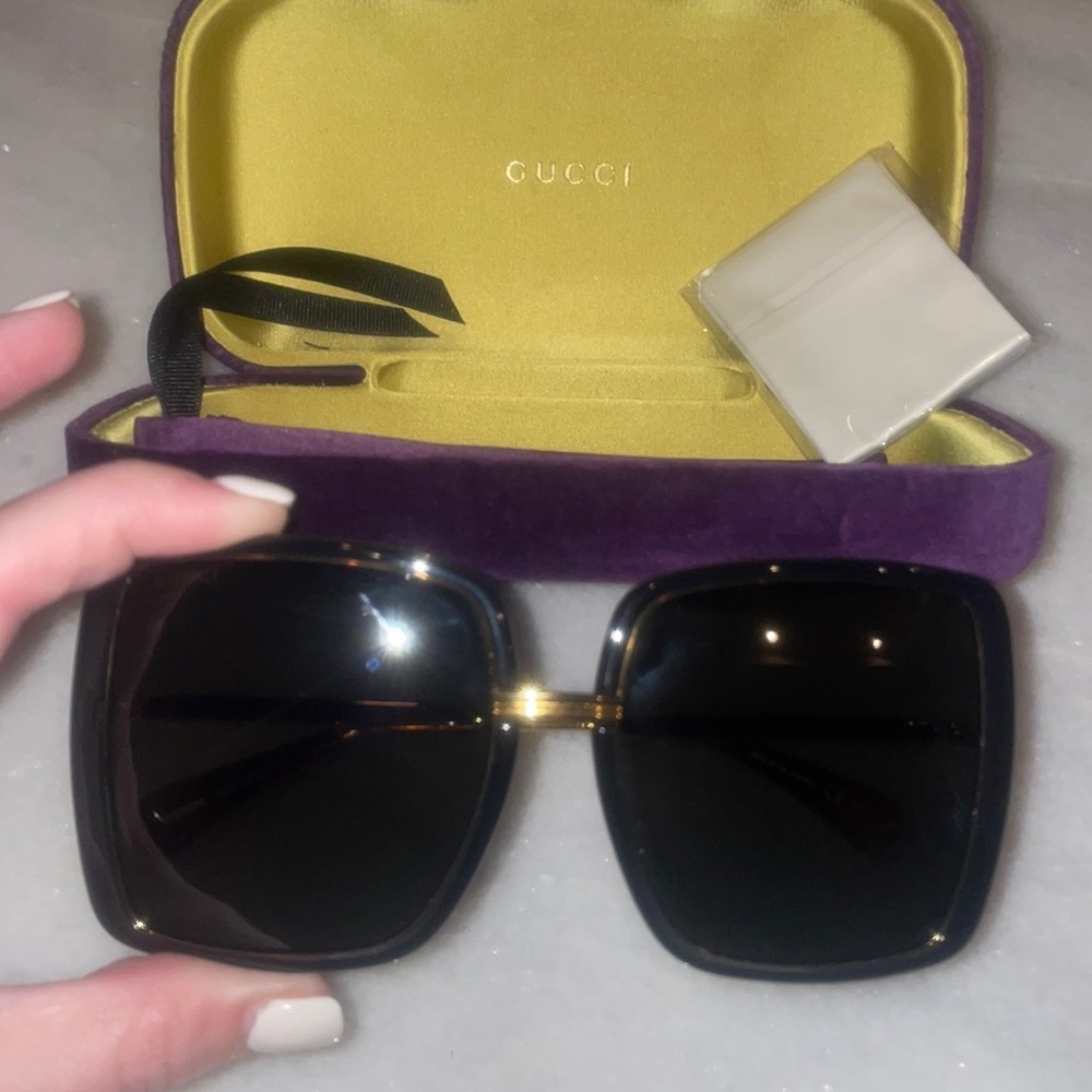 GUCCI GG0903S black square sunglasses. Worn 1x.